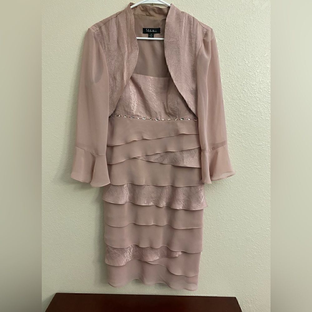 Pink Rhinestone Ruffle Mini Party Dress worn once to a wedding! Size 12 - Picture 7 of 9